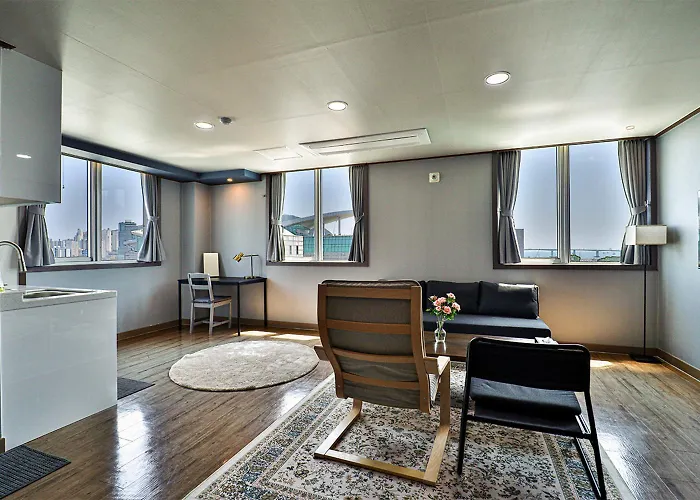 Hotel Noah 3*